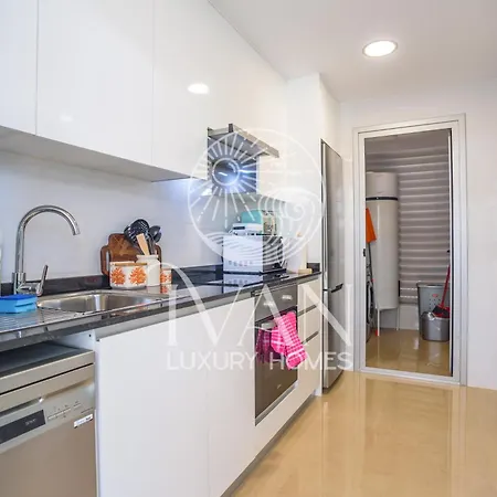 Casa Mariposa Ivan Luxury Homes 3ªplta Norte 1ªlinea